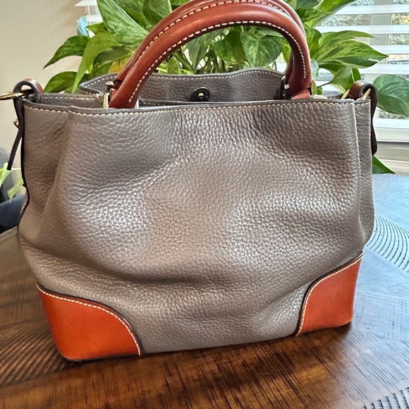 Mushroom and Tan Leather Dooney & Bourke bag - Picture 2 of 4